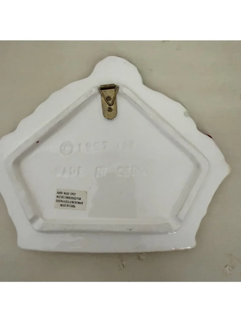 Ceramic Strawberry Pie Tart Decorative Accent Wall Hanging